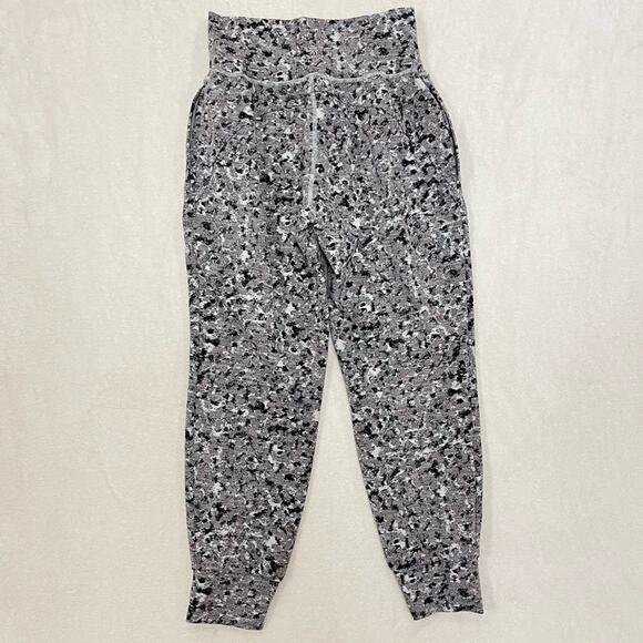 Athleta Salutation Textured Jogger Size S - Picture 7 of 9